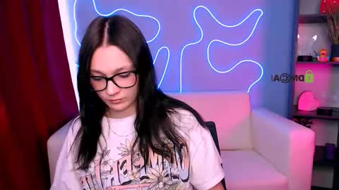 Snapshot of elani_grey chatting on 02-27-26, 10:15 elani online show from 02-27-26, 10:15