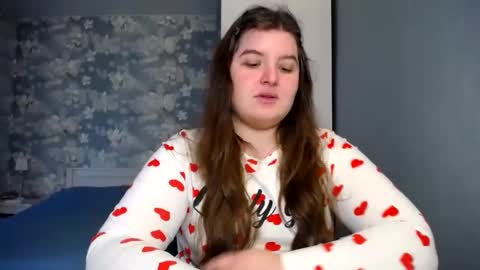 Elanis online show from 03-08-25, 01:25