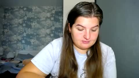 Elanis online show from 10-04-25, 12:47