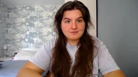 Snapshot of elanis_blair chatting on 04-27-26, 11:30 Elanis online show from 04-27-26, 11:30