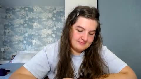 Snapshot of elanis_blair chatting on 05-11-26, 02:45 Elanis online show from 05-11-26, 02:45