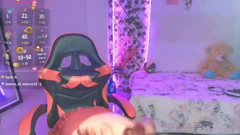 Snapshot of elara_green chatting on 04-26-26, 11:24 lara online show from 04-26-26, 11:24
