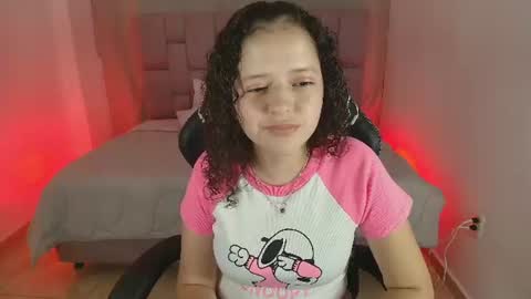 Snapshot of elara_rosee chatting on 07-25-26, 08:50 ELARA online show from 07-25-26, 08:50