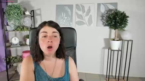 Marta online show from 06-23-26, 05:49