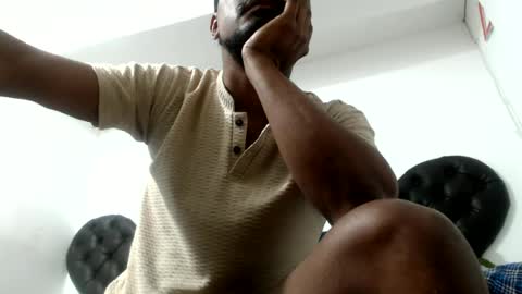 Snapshot of elcaballeroblack chatting on 06-17-26, 02:36 elcaballeroblack online show from 06-17-26, 02:36