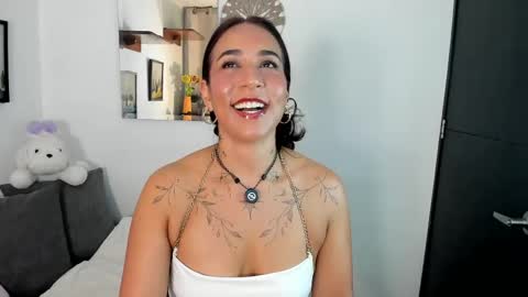 Electra- Please help me reach 100 likes online show from 05-08-26, 01:22