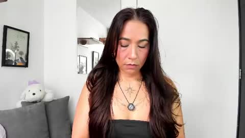 Electra- Please help me reach 100 likes online show from 06-08-26, 09:48