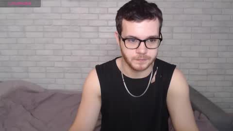 Snapshot of electric_smile chatting on 02-17-26, 07:27 Alex online show from 02-17-26, 07:27