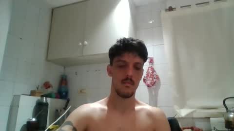 Snapshot of electrodreams chatting on 10-18-25, 01:19 electrodreams online show from 10-18-25, 01:19