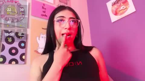 Snapshot of elek_tra1 chatting on 06-10-26, 04:56 elek_tra1 online show from 06-10-26, 04:56