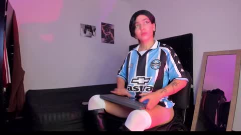 elektra carey online show from 11-22-25, 11:48