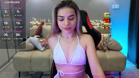 Snapshot of elen_black_23 chatting on 12-14-24, 12:44 Lena -  online show from 12-14-24, 12:44