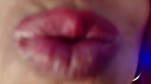 Elena online show from 01-18-25, 03:38