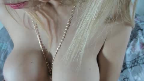 Elena online show from 02-08-26, 09:18