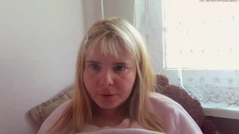 Snapshot of elenaflirt chatting on 05-14-26, 10:55 Elena online show from 05-14-26, 10:55