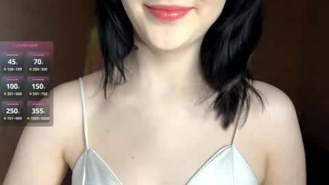 Snapshot of eleniswackhammer chatting on 04-07-26, 09:15 Annie PVT IS OPEN online show from 04-07-26, 09:15