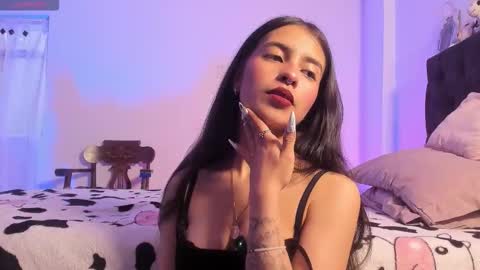 Elena  online show from 10-27-25, 12:09