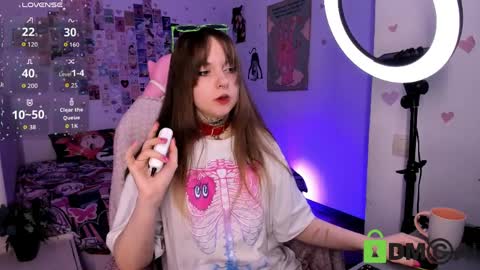 Kira online show from 04-02-26, 09:12