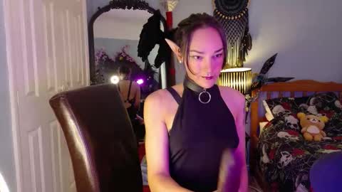 Elf Flavoured online show from 11-24-25, 08:08