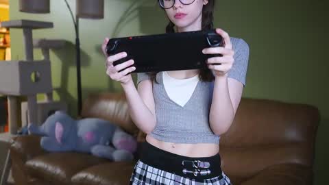 Emma online show from 12-13-24, 10:55