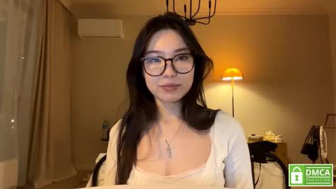 Snapshot of elfredaruckle chatting on 02-21-26, 05:47 Aira online show from 02-21-26, 05:47