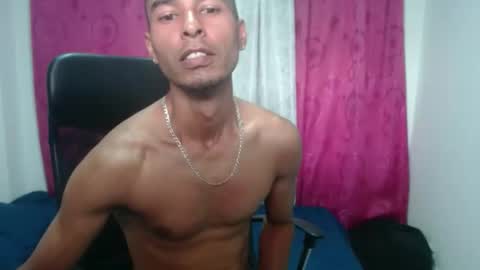 Snapshot of elherrero2024 chatting on 12-06-24, 05:44 elherrero2024 online show from 12-06-24, 05:44