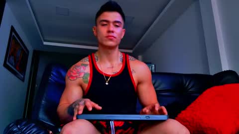 Snapshot of elian_craiggggg chatting on 02-24-26, 08:07 Elian online show from 02-24-26, 08:07