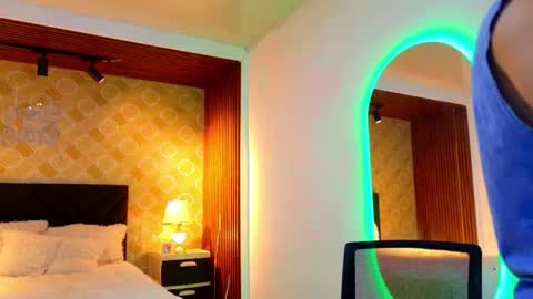 Snapshot of elian_craiggggg chatting on 03-16-26, 01:22 Elian online show from 03-16-26, 01:22