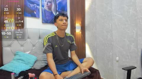 Elian Julian online show from 11-15-25, 11:54