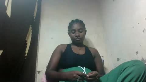 eliannee online show from 12-22-25, 09:17