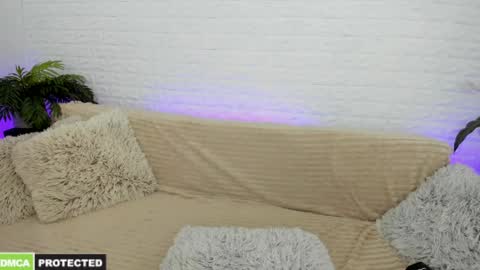 Snapshot of elidream chatting on 05-22-26, 09:37 Eli online show from 05-22-26, 09:37