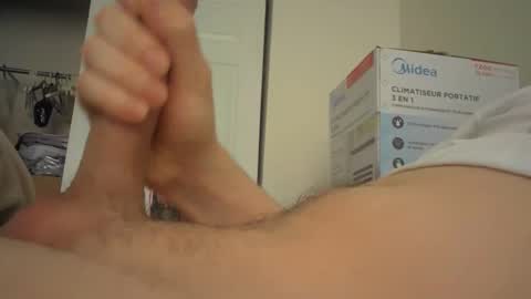 Snapshot of eliexavier123456789 chatting on 01-11-25, 09:04 eliexavier123456789 online show from 01-11-25, 09:04