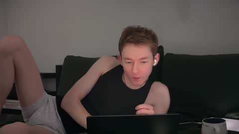 Snapshot of eligraysonx chatting on 02-04-26, 04:13 Eli Grayson online show from 02-04-26, 04:13