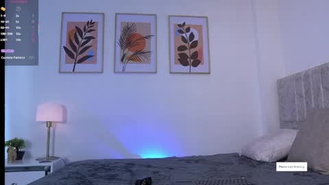 Snapshot of eliizabeth_roberts chatting on 04-30-26, 10:58 E L I I Z A B E T H online show from 04-30-26, 10:58
