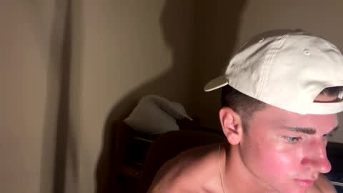 Snapshot of elijahkinky24 chatting on 06-07-26, 06:44 elijahkinky24 online show from 06-07-26, 06:44