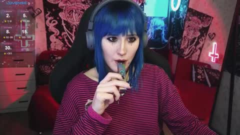 Snapshot of elika_kay chatting on 03-06-25, 09:42  MORE ME   online show from 03-06-25, 09:42