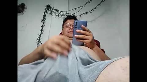 Snapshot of elimposstor chatting on 12-03-24, 01:54 elimposstor online show from 12-03-24, 01:54