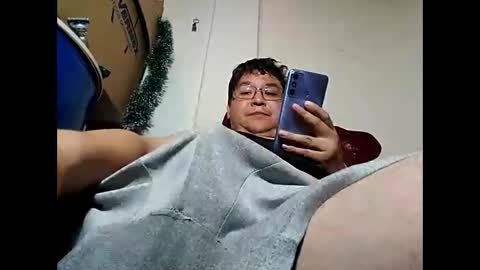 Snapshot of elimposstor chatting on 01-04-25, 07:55 elimposstor online show from 01-04-25, 07:55