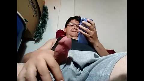 Snapshot of elimposstor chatting on 01-05-25, 03:13 elimposstor online show from 01-05-25, 03:13