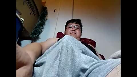 Snapshot of elimposstor chatting on 01-11-25, 11:13 elimposstor online show from 01-11-25, 11:13