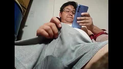 Snapshot of elimposstor chatting on 01-26-25, 08:23 elimposstor online show from 01-26-25, 08:23