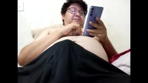 Snapshot of elimposstor chatting on 10-19-25, 08:09 elimposstor online show from 10-19-25, 08:09