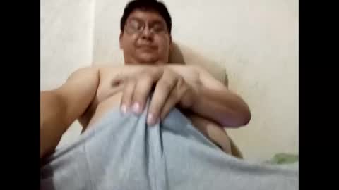 Snapshot of elimposstor chatting on 11-02-25, 04:26 elimposstor online show from 11-02-25, 04:26