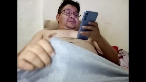 Snapshot of elimposstor chatting on 11-07-25, 12:32 elimposstor online show from 11-07-25, 12:32