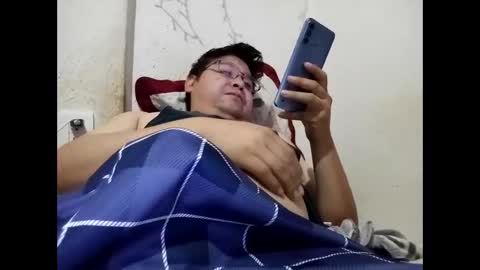 elimposstor online show from 12-22-25, 02:47