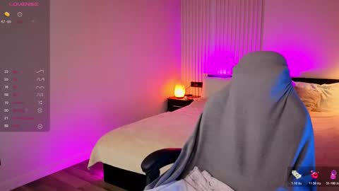 Elina online show from 02-07-26, 03:43