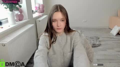elina_x online show from 04-28-26, 07:35