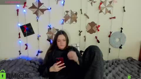 Snapshot of elina_x chatting on 06-17-26, 01:23 elina_x online show from 06-17-26, 01:23