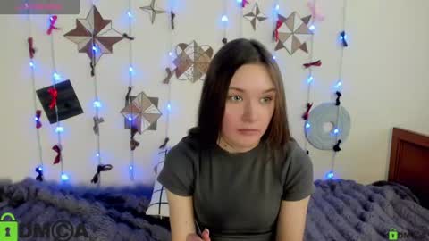 Snapshot of elina_x chatting on 06-18-26, 01:37 elina_x online show from 06-18-26, 01:37