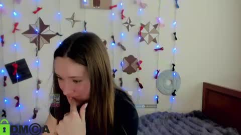 Snapshot of elina_x chatting on 06-19-26, 01:04 elina_x online show from 06-19-26, 01:04